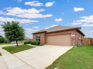 6001 Comanche Peak Dr, Fort Worth, TX 76179