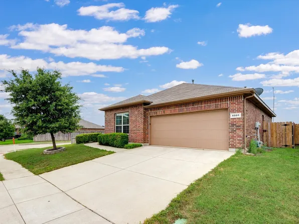 6001 Comanche Peak Dr, Fort Worth, TX 76179