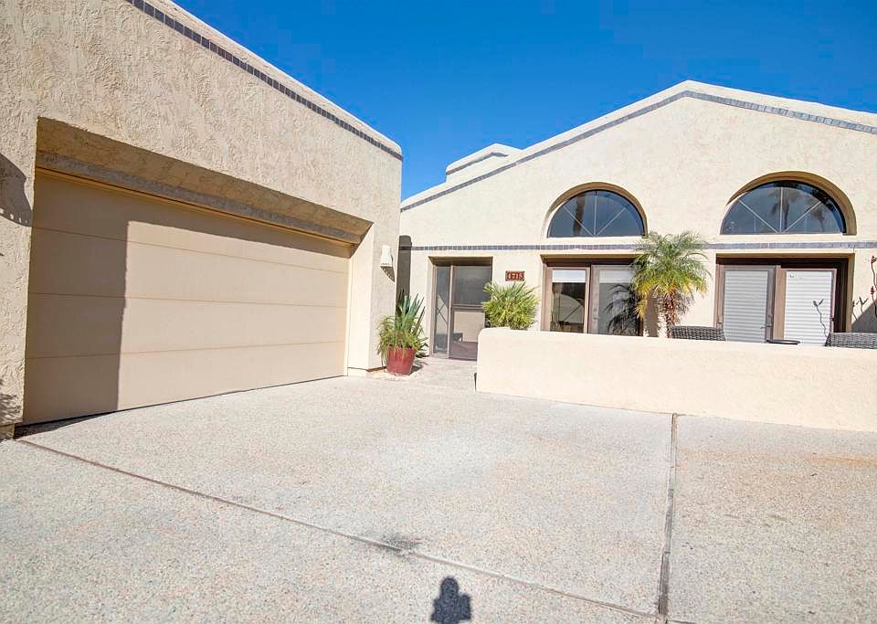 1st image of 4715 Desert Vista Dr