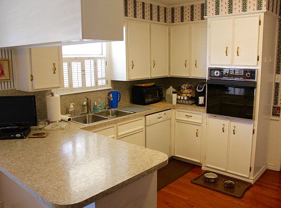 5th image of 2412 Haynes Dr