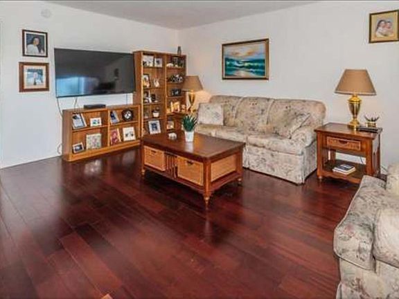 2nd image of 1235 S Highland Ave #2203