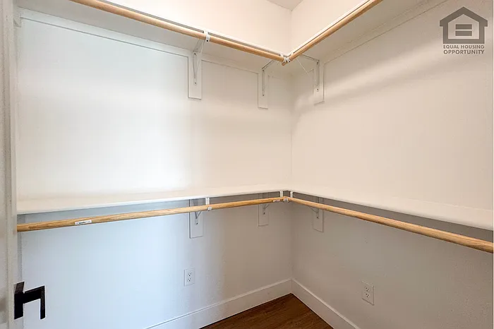 185 Sugarloaf St #1 — Photo 26