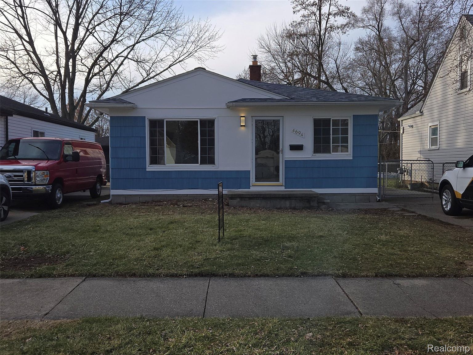 4694 Ziegler St, Dearborn Heights, MI 48125 | Zillow