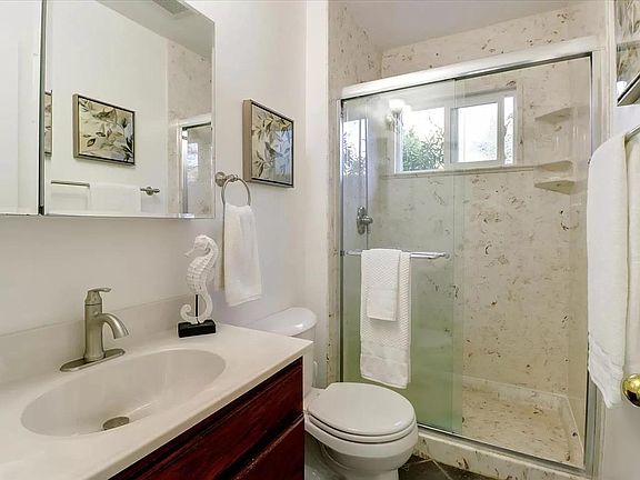 4th image of 1722 Canna Ln