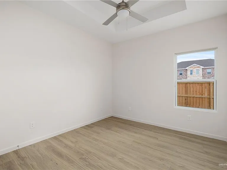 804 N Clarence Ave #4 — Photo 9