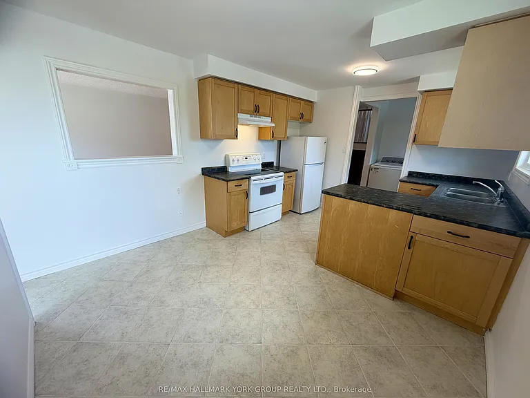 43 Walter Ave #UPPER — Photo 6