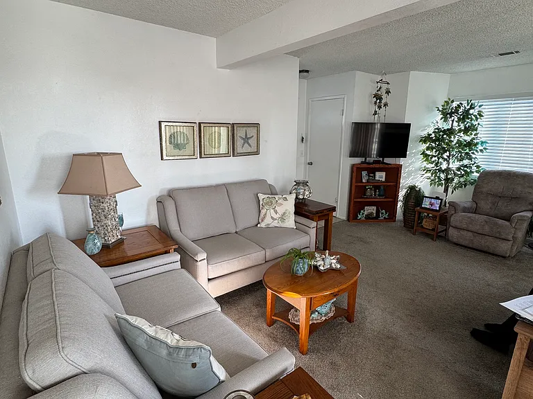 118 Palisade Ave #B — Photo 13