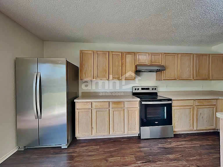 1601 White Oak Rd — Photo 3