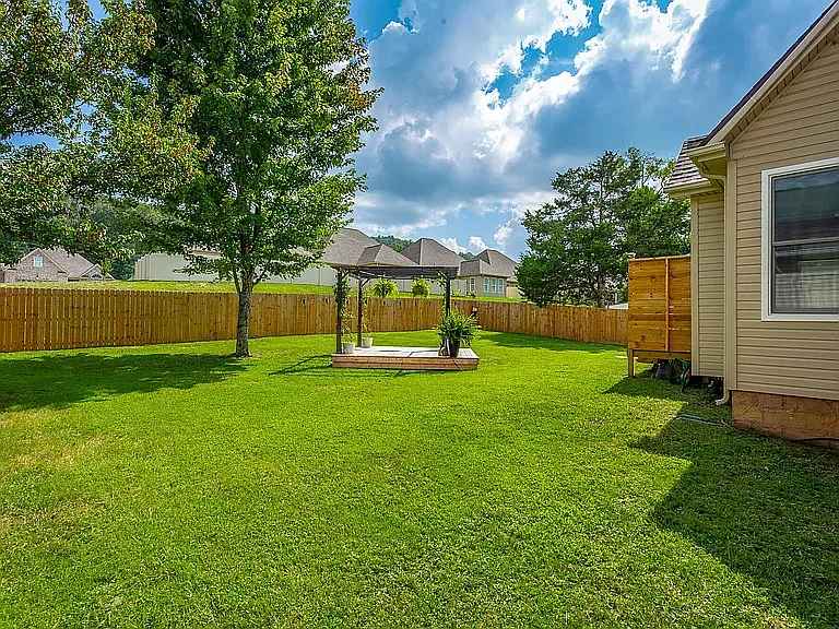 7194 Houser Ridge Ln — Photo 15