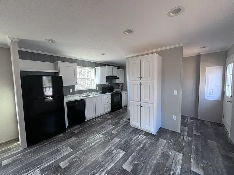 33241 Evergreen Dr — Photo 9