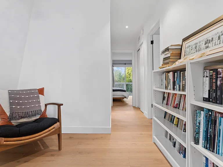 75 Cliff Rd — Photo 17