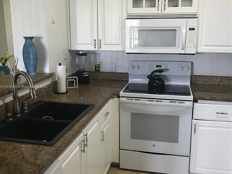 19801 E Country Club Dr #4603 — Photo 7