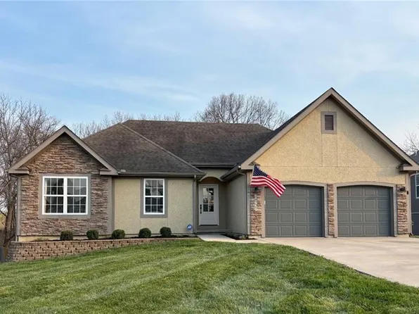 16727 Ruby Way, Basehor, KS 66007