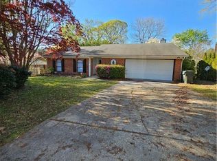 1112 Vesper Ln, Fayetteville, NC 28311