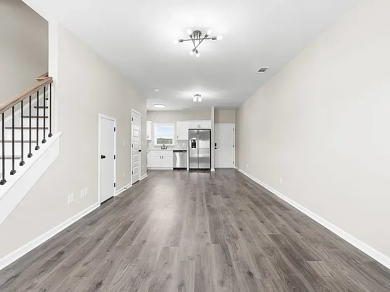 2 bed, 2.5 bath, 1081 sqft, $1,750 — Photo 3