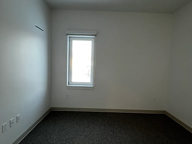 Edgewater Village — Photo 9