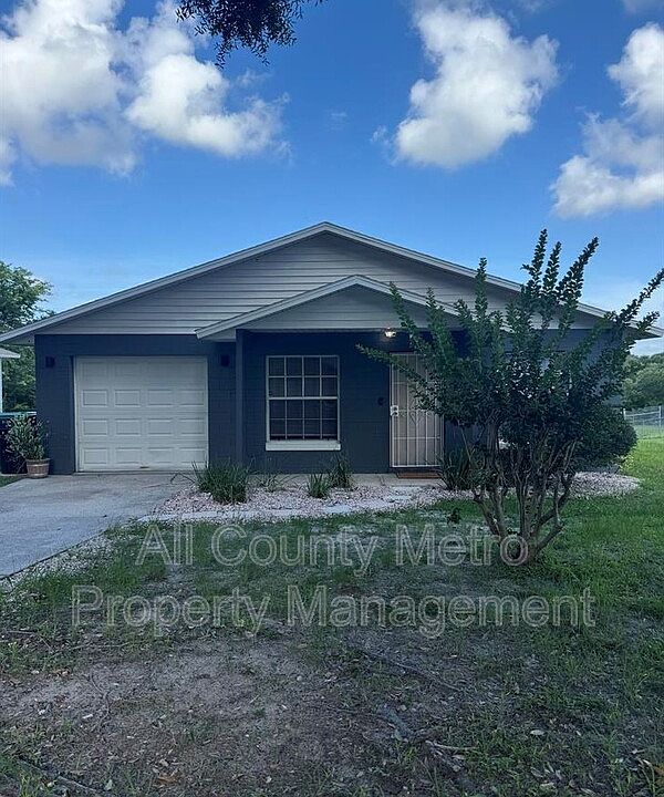 1st image of 415 Apopka Hills Cir