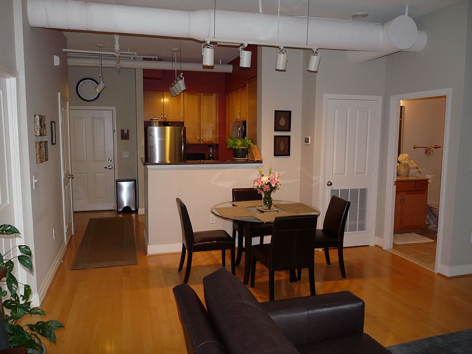 1st image of 1201 N Garfield St APT 307