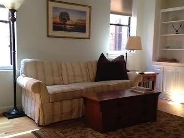 1495 Newton St NW APT 103, Washington, DC 20010