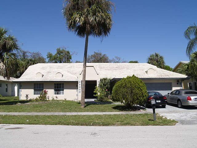 1st image of 6591 NW 46th St