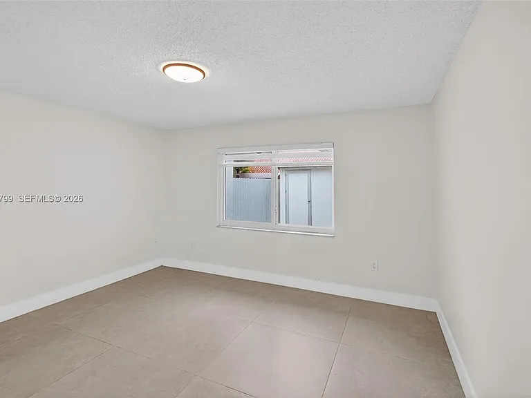 4530 SW 143rd Pl — Photo 30