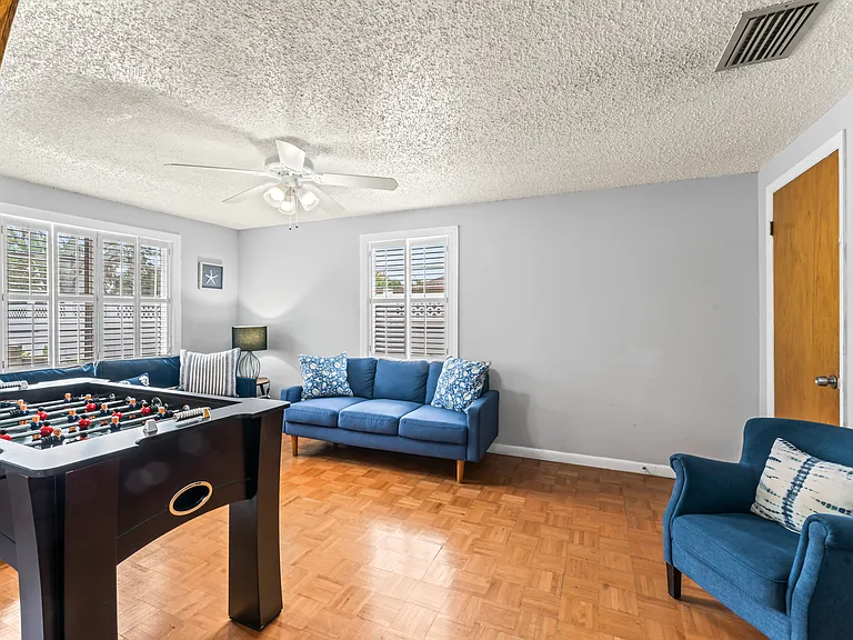 3640 Anderson Ave — Photo 25
