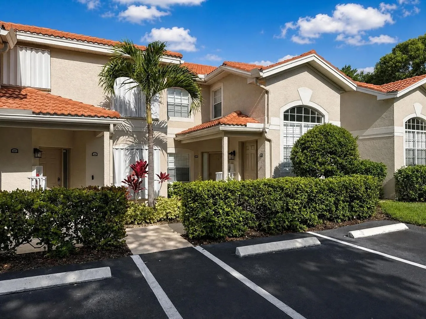 North Naples Condo for Rent- 2 Bedroom in Piper's Grove — Photo 1
