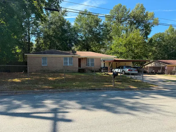 600 Ridgecrest Dr, Longview, TX 75602