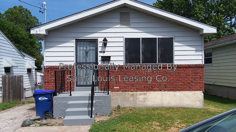 1st image of 9838 Sadie Ave