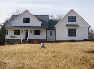 2103 Walnut Crossing Run, Yadkinville, NC 27055