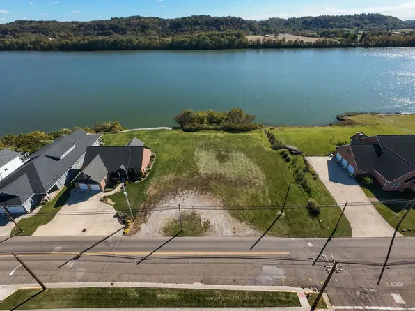 709 1st Ave, Gallipolis, OH 45631