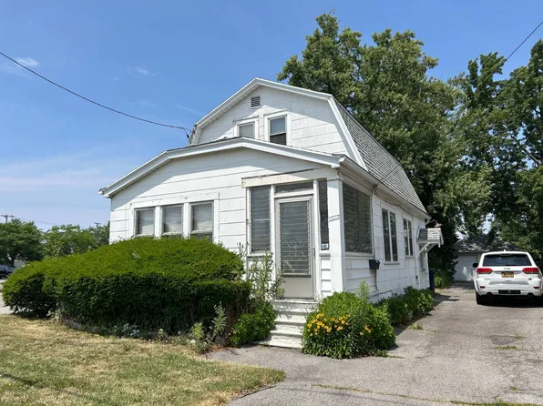 1310 Ridge Rd, Lackawanna, NY 14218