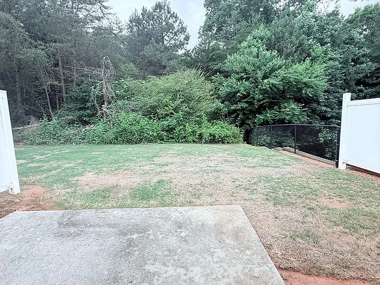 4003 Hidden Hollow Dr — Photo 8