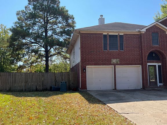 3rd image of 567 Rivergrove Dr