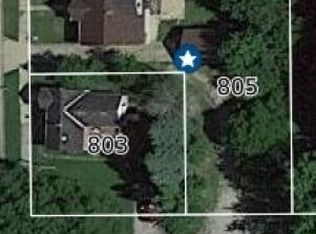 805 N Center St, Beaver Dam, WI 53916