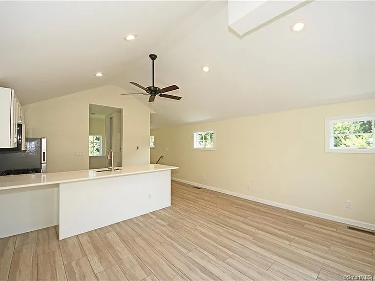 3509 Redding Rd — Photo 7