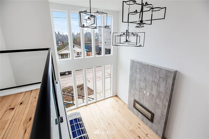 Thumbnail 16
