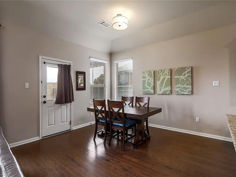 124 Navigator Dr — Photo 13