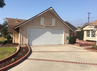 11901 Wembley Rd, Los Alamitos, CA 90720