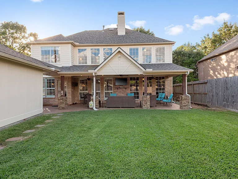 1719 Cantigny Ln — Photo 42