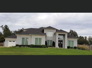 876 Shadow View Dr, Hernando, MS 38632