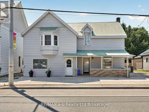 133 Dundas St W, Zorra, ON N0M 2M0