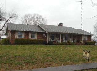 40 S Bernard St, Nebo, KY 42441