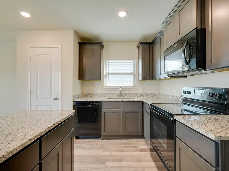 8408 Steel Dust Dr — Photo 10