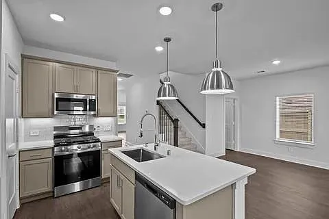 17322 Silver Birch Ct — Photo 9