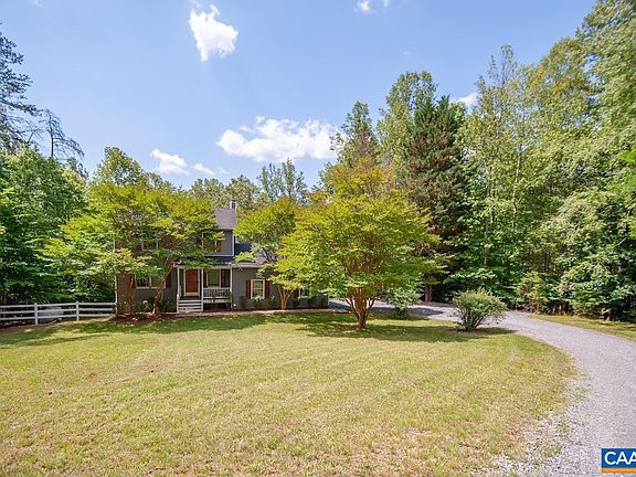 2nd image of 459 Lakeland Ln