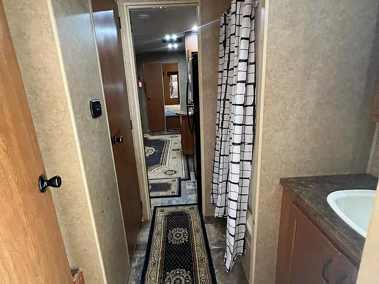 1821 NW 110th Ct #RV — Photo 3