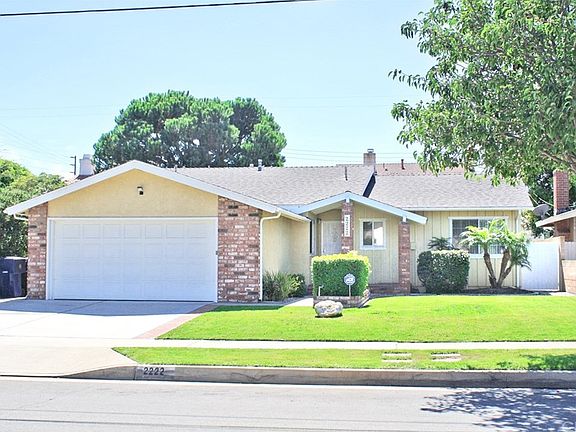 3rd image of 2222 W 233rd St