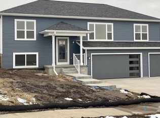 1118 Williams Way, Black Earth, WI 53515