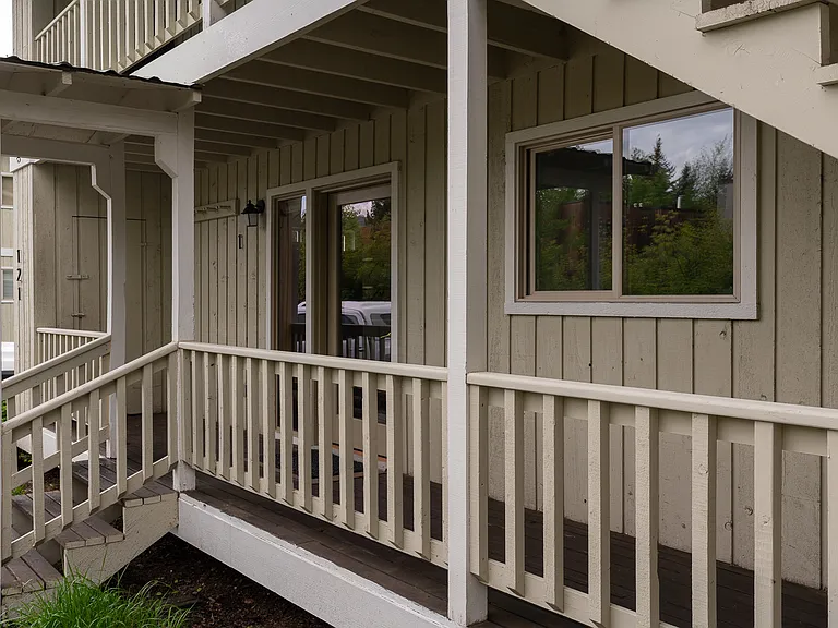 121 Pinewood Ln #B1 — Photo 15